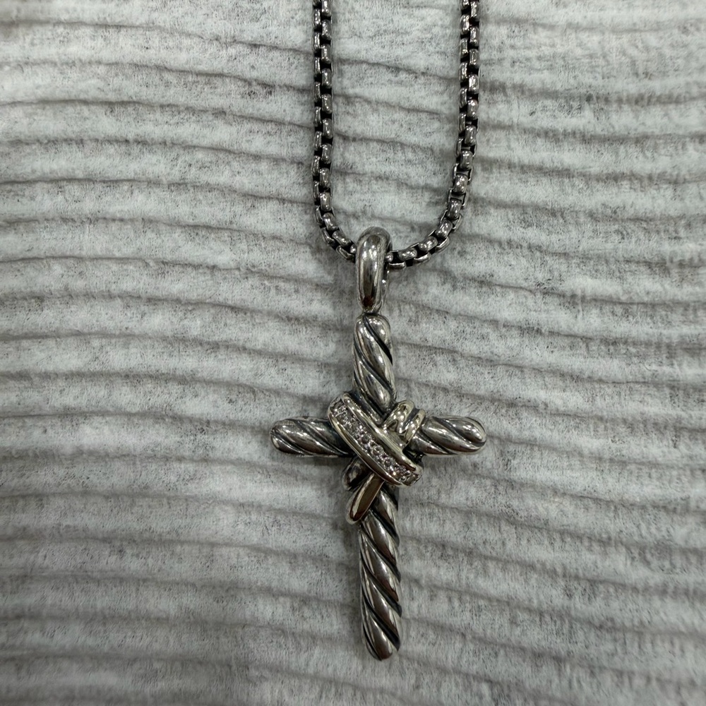 David Yurman Crossover Cross Pendant Necklace